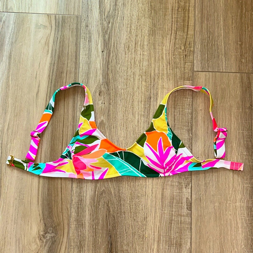 Xhilaration bikini top